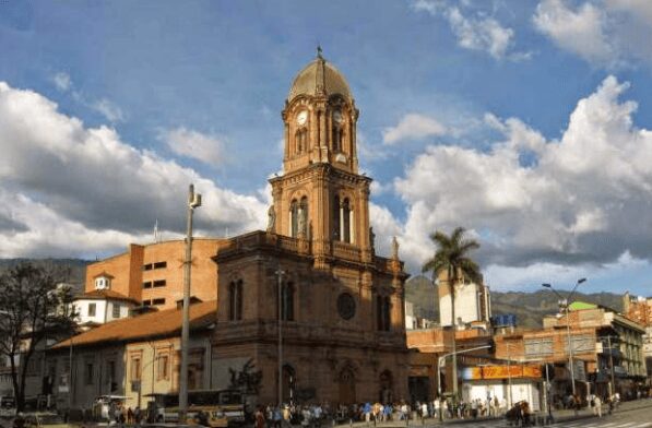 Iglesia San Jose Medellín 